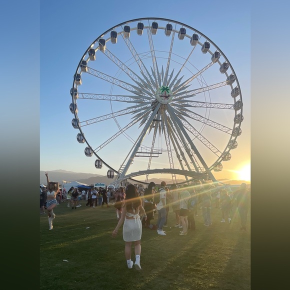 Halter top crochet outfit for Coachella - Picture 5 of 8